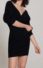 Load image into Gallery viewer, Black off shoulder Dress-M1