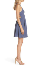 Load image into Gallery viewer, Stylish Backless Fashion Dress-M7