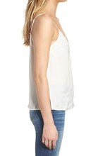 Load image into Gallery viewer, Sleeveless Fashion Top-M1