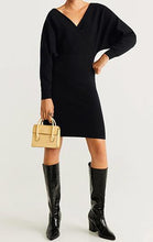 Load image into Gallery viewer, Black off shoulder Dress-M1
