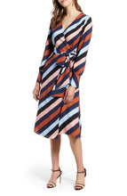 Load image into Gallery viewer, Long Sleeve fashion Dress-M1
