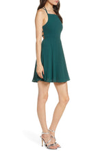 Load image into Gallery viewer, Stylish Backless Fashion Dress-M4
