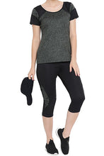 Load image into Gallery viewer, Gym Sports Active wear Top with Capri-Purple
