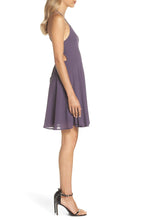 Load image into Gallery viewer, Stylish Backless Fashion Dress-M7
