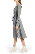 Load image into Gallery viewer, Long Sleeve fashion Dress-M2
